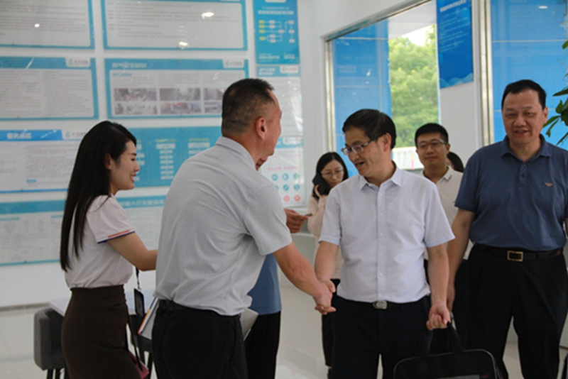 IMG_8825.jpg IMG_8825.jpg